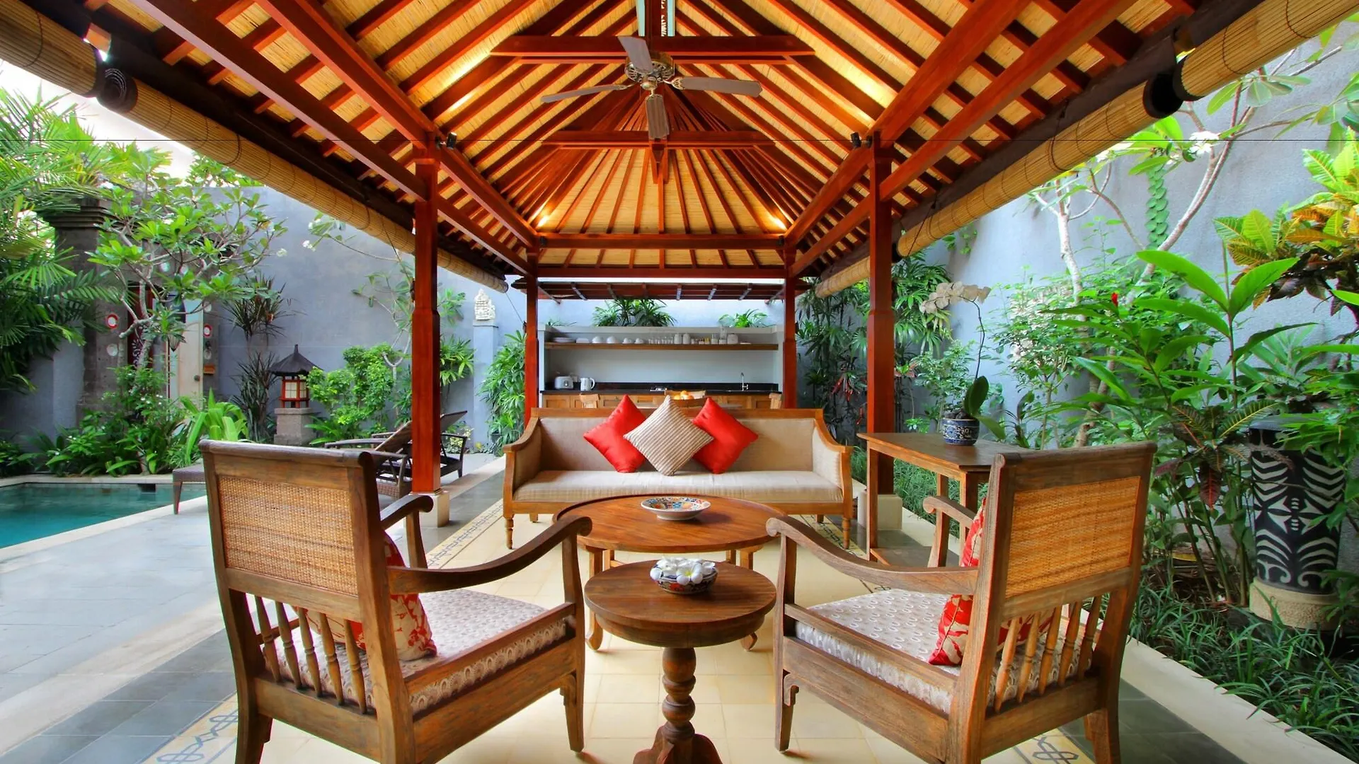 Aradhana Villas Seminyak   Seminyak (Bali)