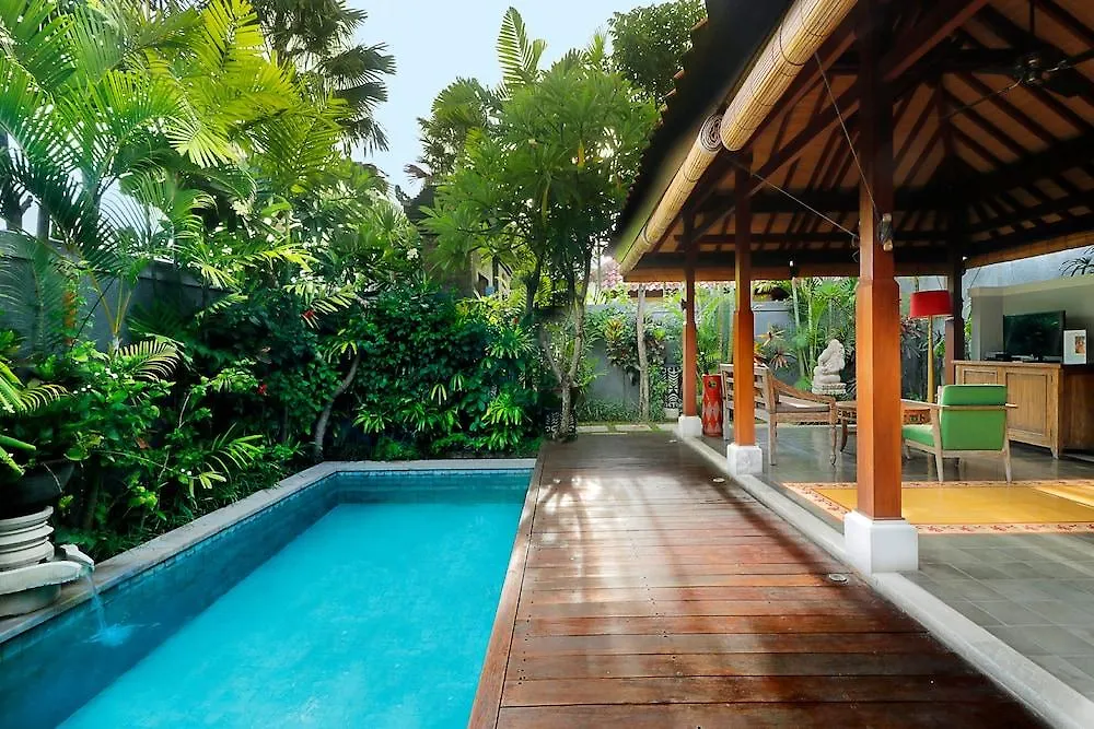 Aradhana Villas Seminyak Indonesien